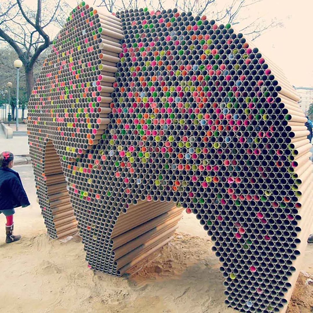 Valencia Cardboard Elephant di Nituniyo ©Gree Petition