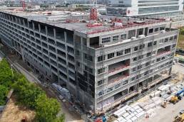 La struttura dell’edificio Mo.Lo. è prefabbricata e messa in opera per step successivi